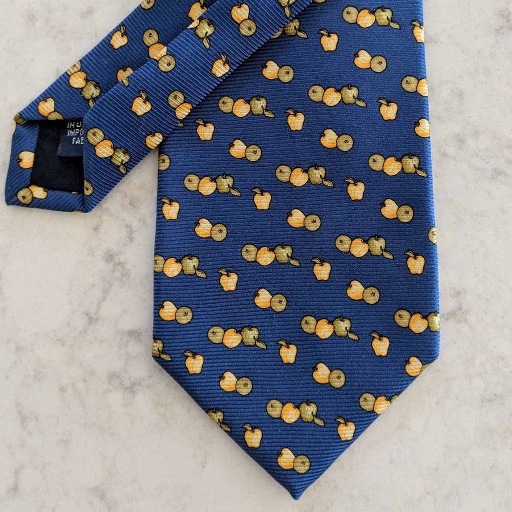 Lands End Fruit Apple Tie